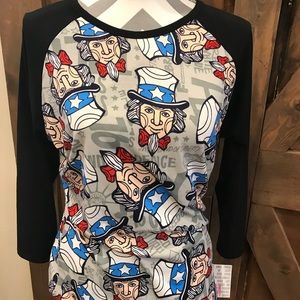 Medium LuLaRoe Randy Americana black sleeves